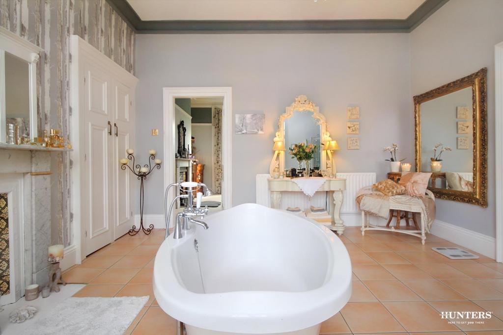 Bathroom First Floor