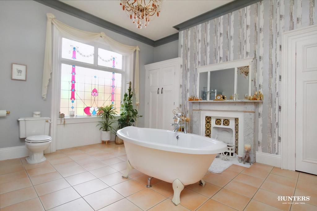Bathroom First Floor Image Two