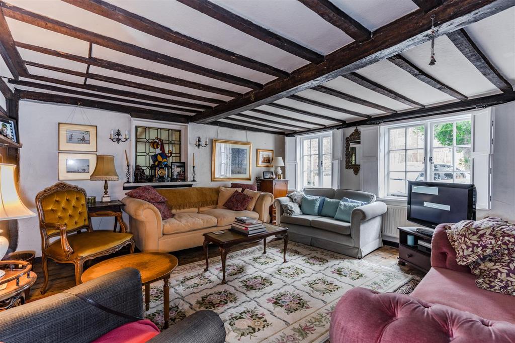 Sparrows Herne, Bushey 3 bed semidetached house for sale £795,000