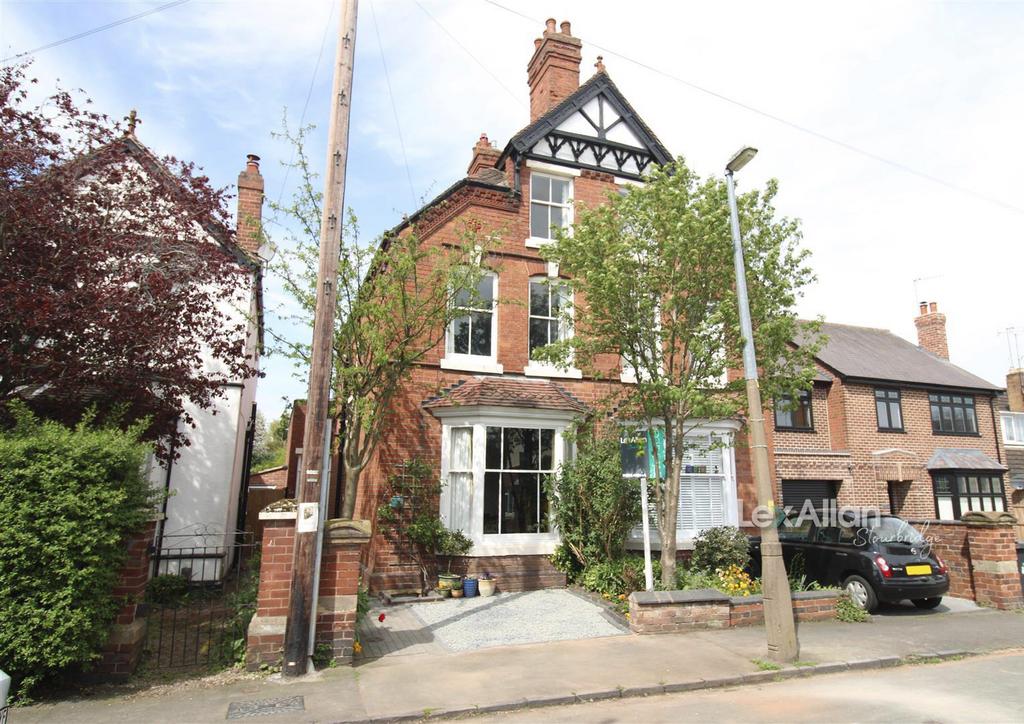 Heath Street, Stourbridge 4 bed semidetached house £480,000