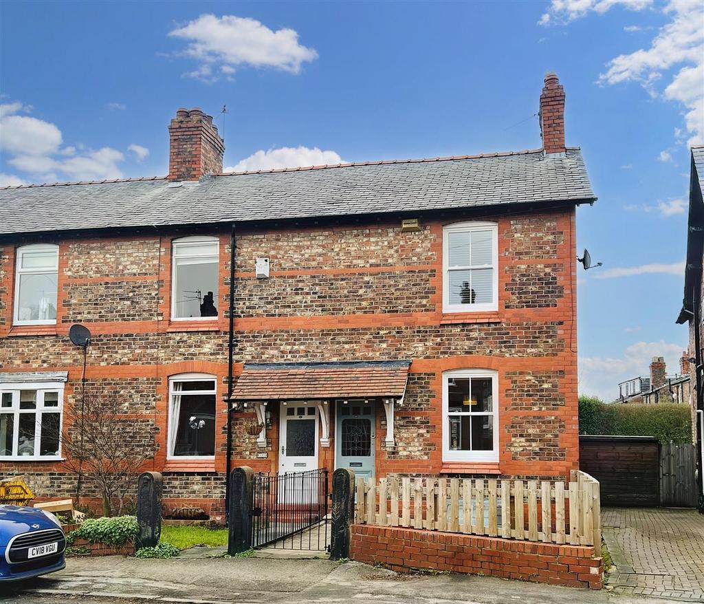 Moss Lane, Hale, Altrincham 2 bed end of terrace house for sale £420,000