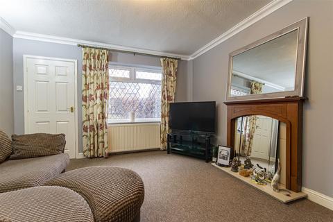2 bedroom semi-detached house for sale - Butterton Drive, Chesterfield