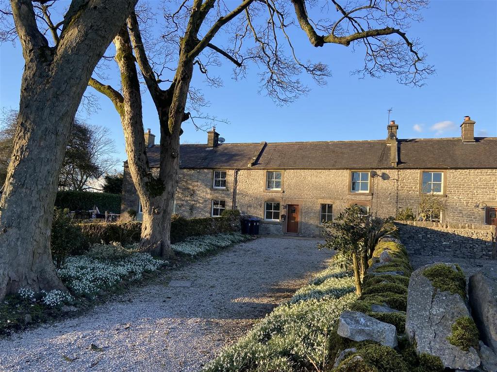 The Homestead, Biggin by Hartington 2 bed cottage £285,000