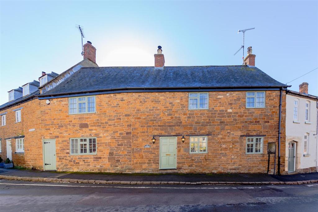 Main Street, Belton In Rutland, Rutland 4 bed character property £650,000