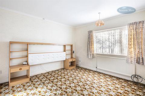 17 Burns Drive, Chapeltown, Sheffield, S35 1SP