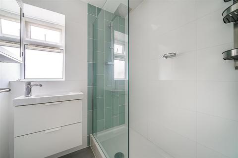 36 Chalkenden Close, London, SE20 8QZ