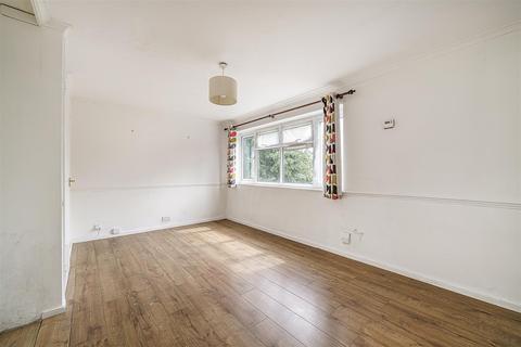 36 Chalkenden Close, London, SE20 8QZ