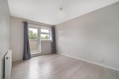 36 Chalkenden Close, London, SE20 8QZ