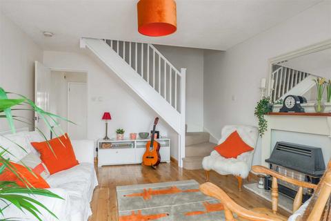 10 Scott Close, Bidford On Avon, Alcester, B50 4HY