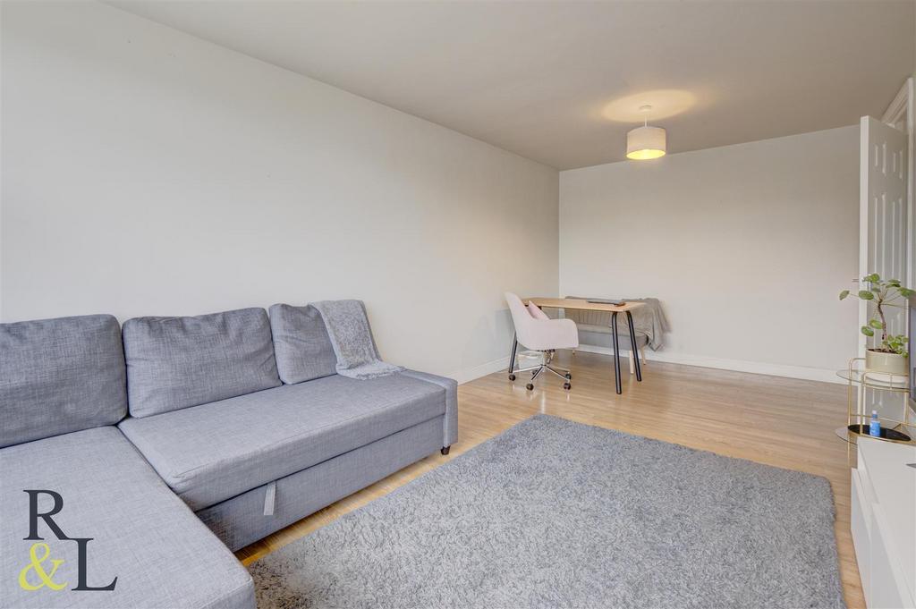 Harvard House, Wilford Lane, West... 2 bed apartment £150,000