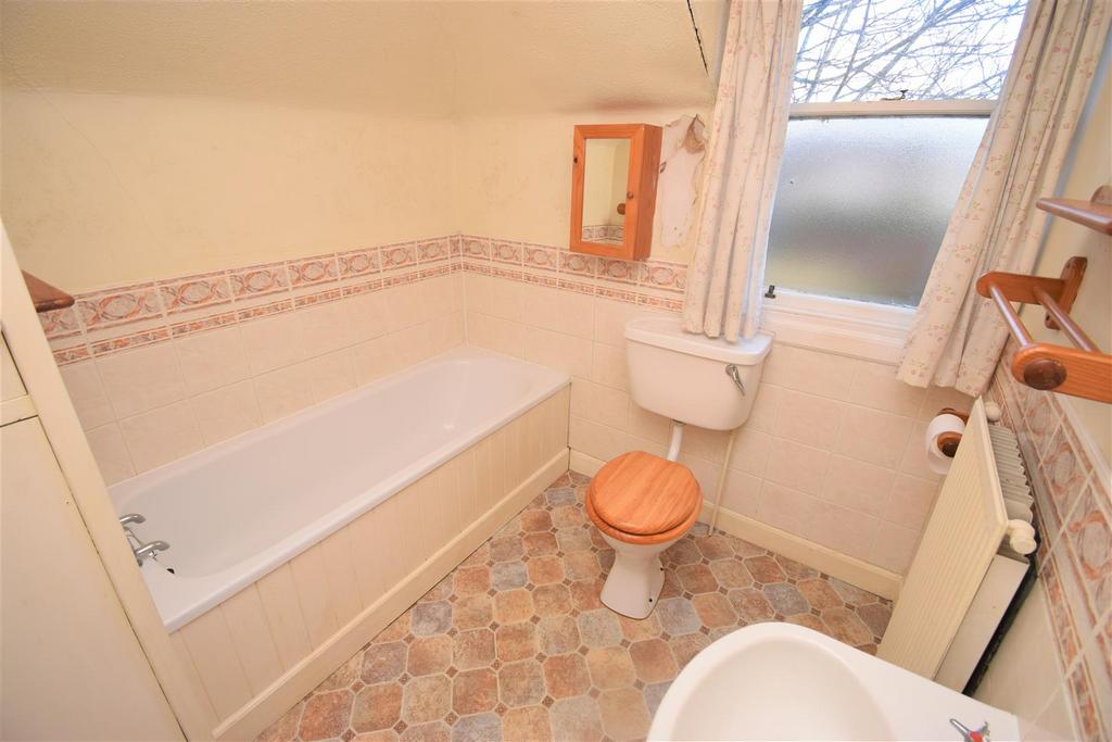 Bathroom.jpg