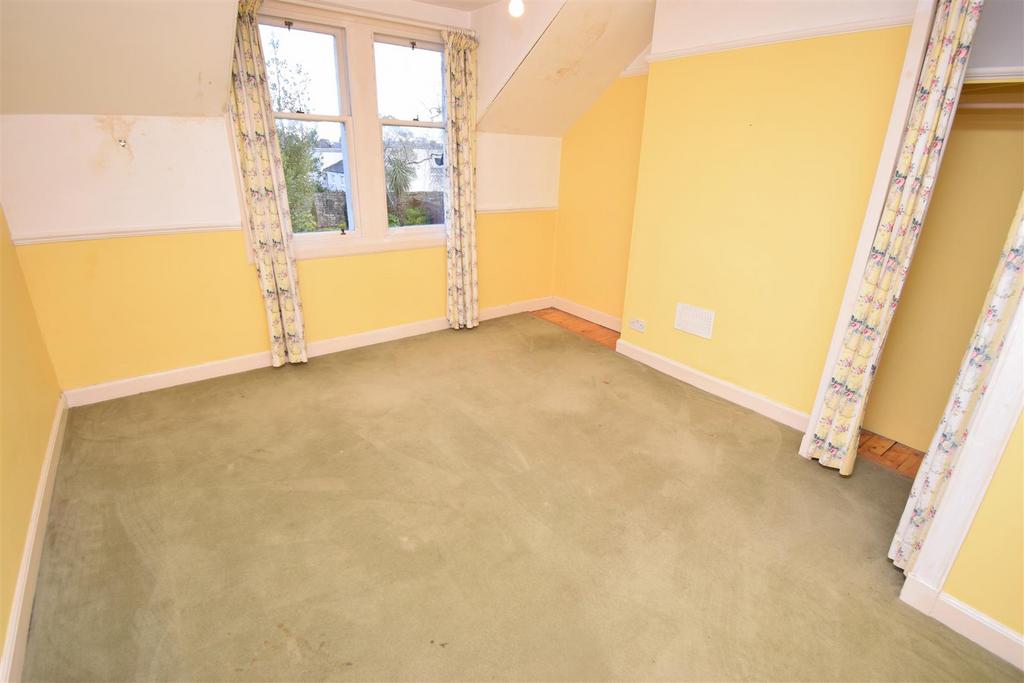 Bedroom one.jpg