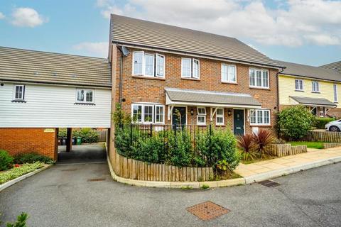 3 bedroom semi-detached house for sale - Woodlands Way, Hastings