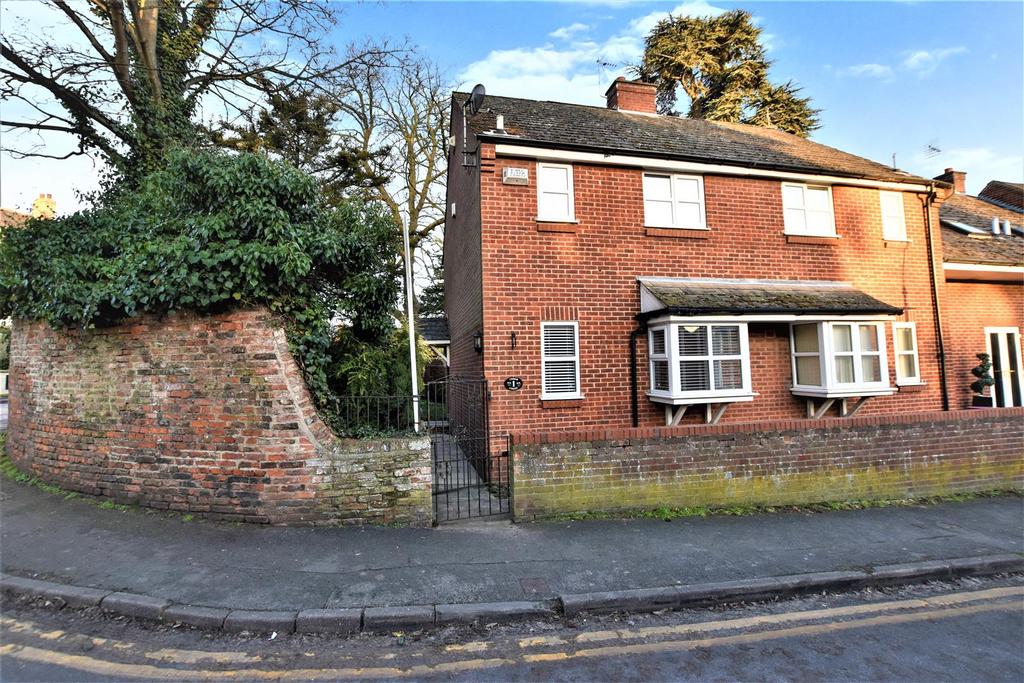 Cedar Court, Turners Lane, North Ferriby 2 bed end of terrace house £190,000