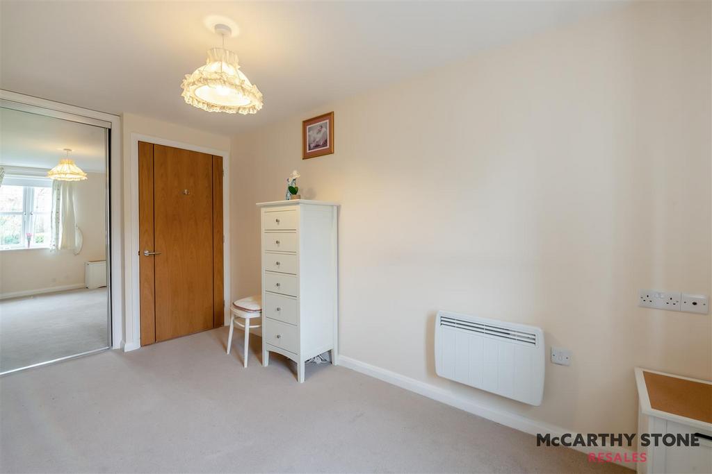 8589715-interior05.jpg