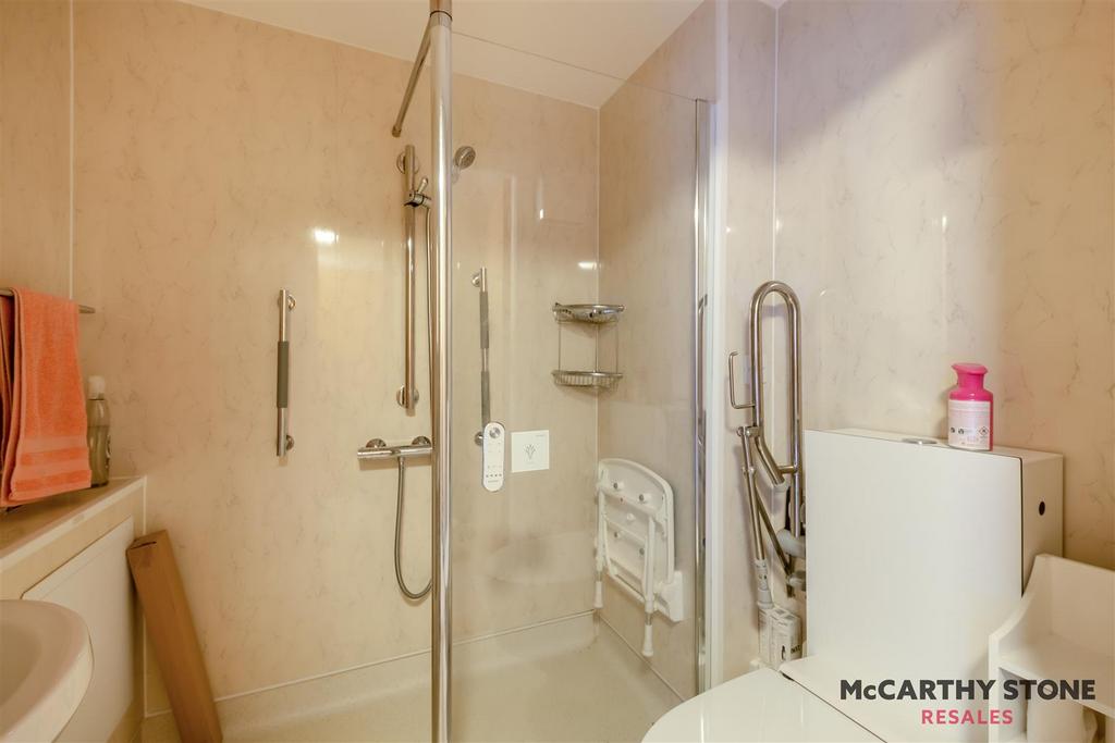 8589715-interior06.jpg