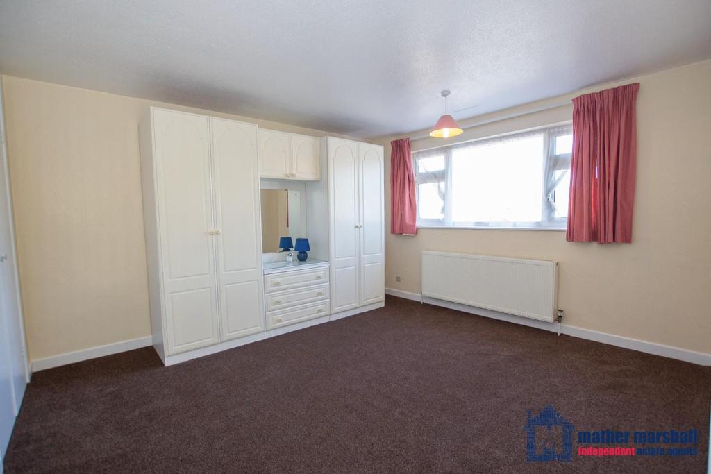 Angotts Mead, Stevenage 4 bed detached house £575,000