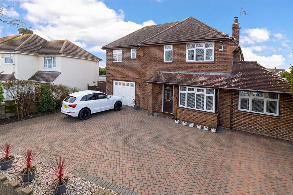 Morland Avenue, Worthing 5 bed detached house £630,000