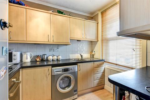 1 bedroom flat for sale - Chatham Road, Worthing