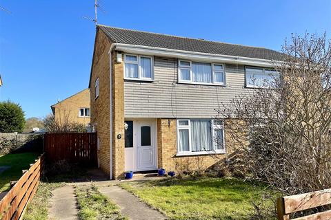 5 Falcon Road, Barry, CF63 2AT