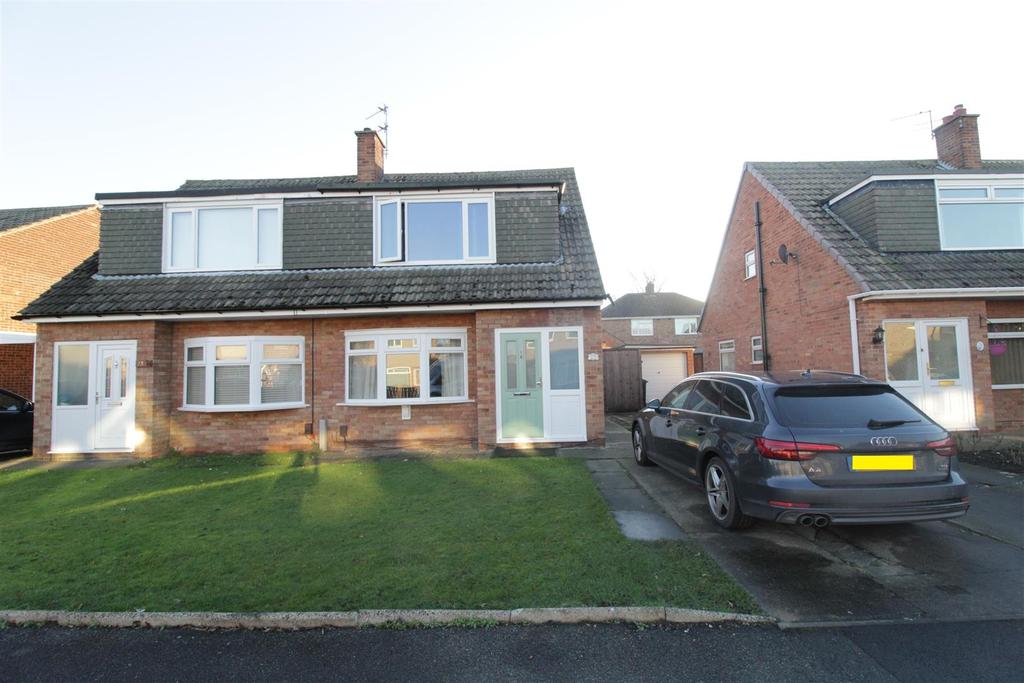 Albatross Way, Darlington 3 bed semidetached house for sale £139,950