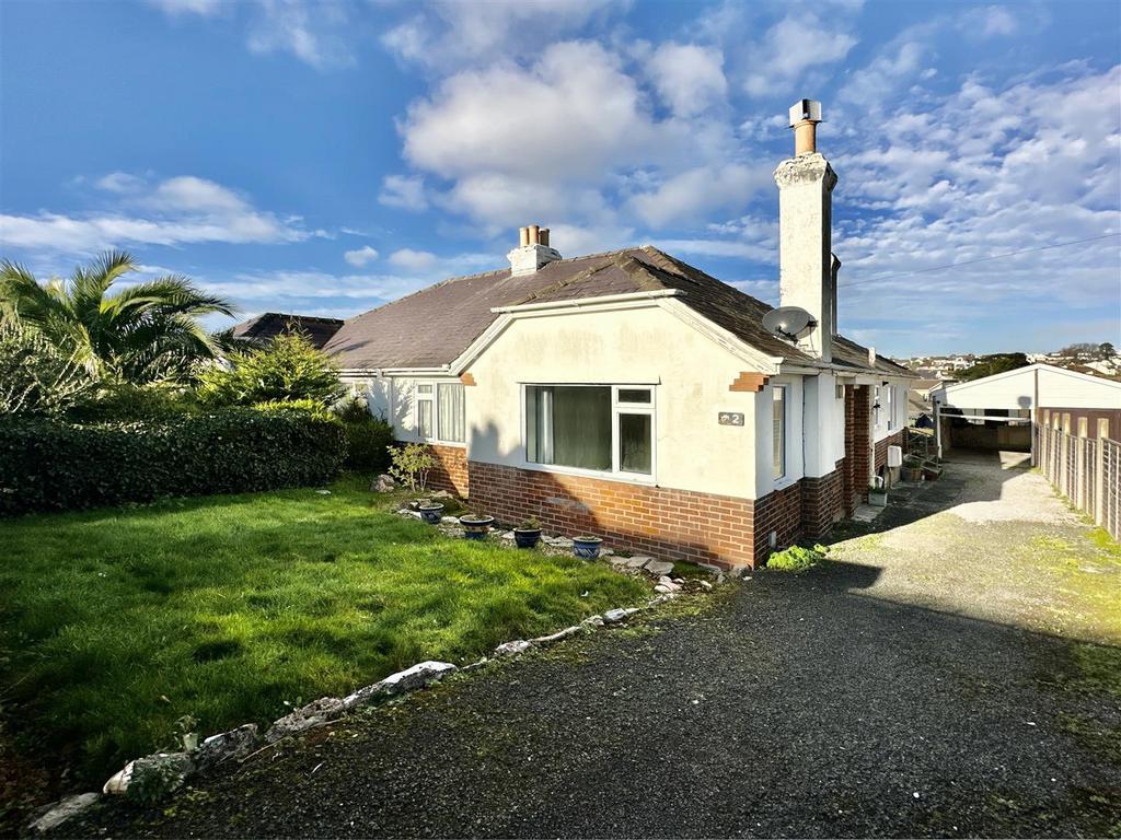 Belmont Road, Brixham 2 bed semidetached bungalow £275,000