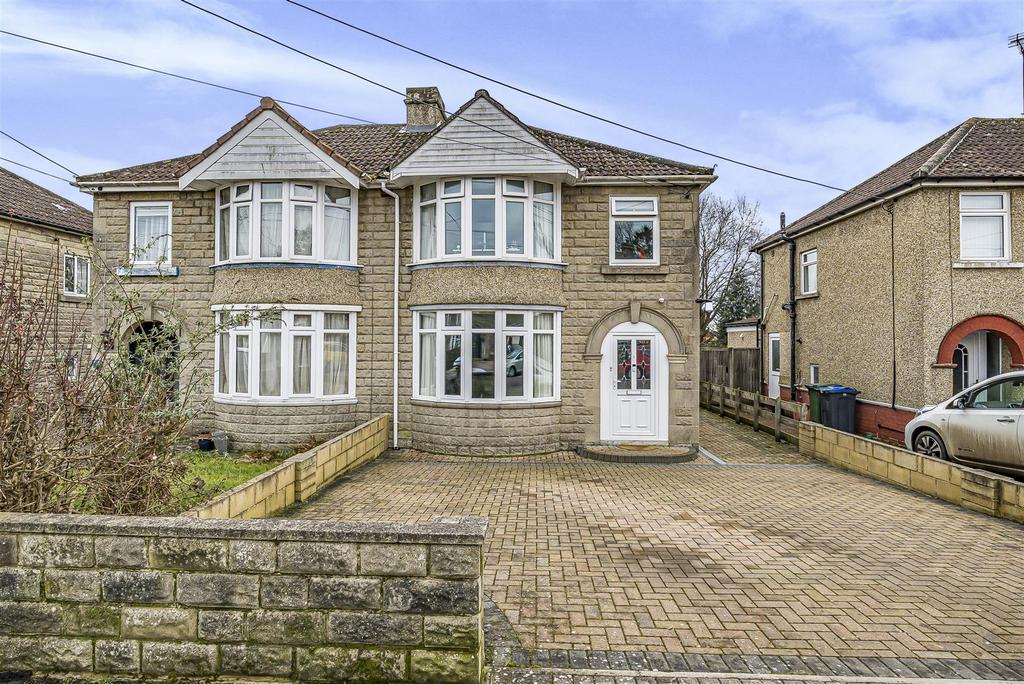 King Alfred Street, Chippenham 3 bed semidetached house £415,000