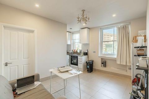1 bedroom flat to rent - Kensington Hall Gardens, West Kensington, W14