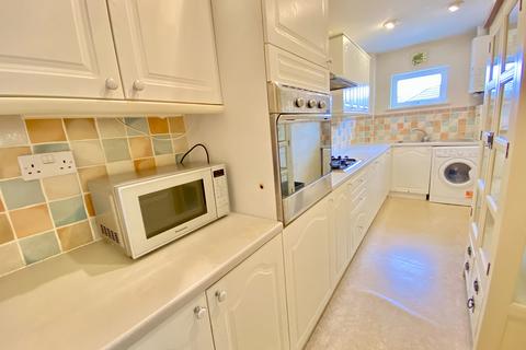 18b Abbey Lane Dell, Sheffield, S8 0BZ