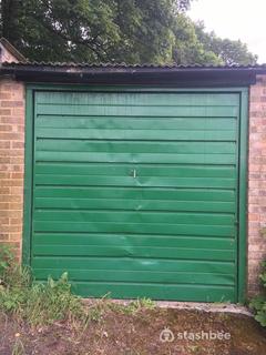 Garage to rent, Sayward Close, Chesham HP5