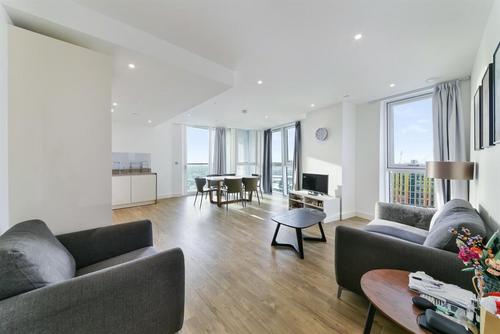 Gladwin Tower, Wandsworth Road, SW8 2 bed apartment £3,553 pcm (£820 pw)