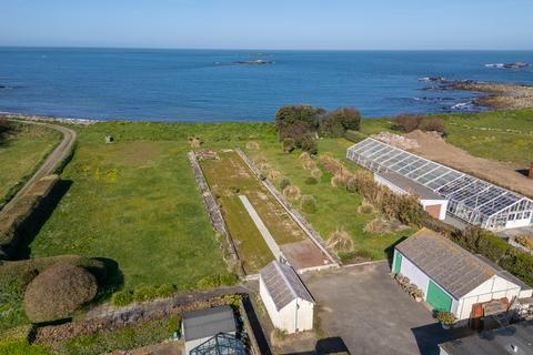 3 bedroom detached house for sale, Route De La Marette, St. Saviour, Guernsey