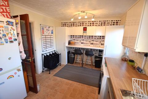 44 Ambleside Gardens, Gunthorpe, Peterborough, PE4 7ZY