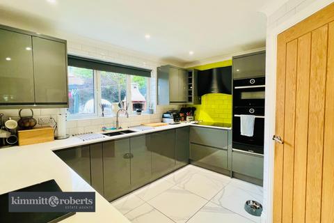 14 Aspen Grove, Seaham, SR7 7PA