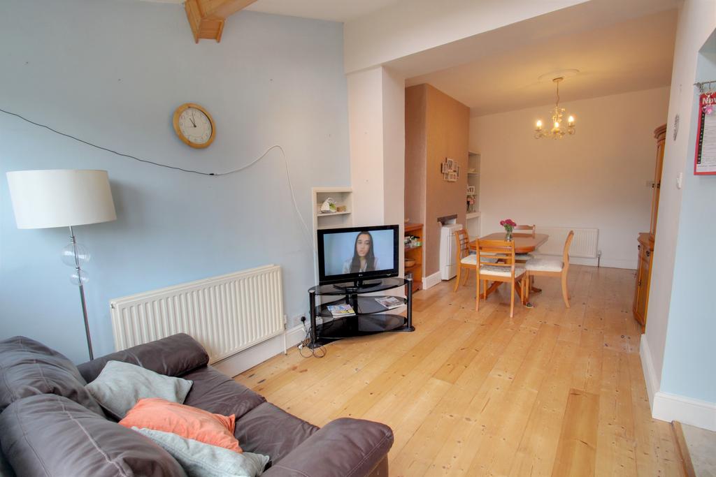 Widey View,Plymouth,PL3 5JQ 2 bed end of terrace house £230,000