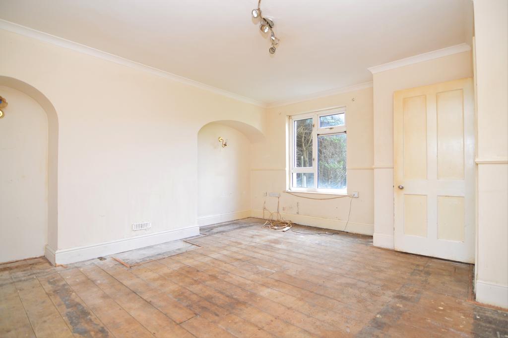 Close Hill, Redruth 3 bed semidetached house £135,000