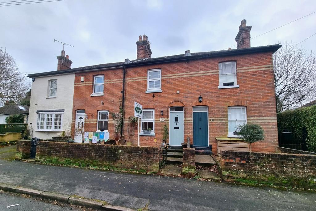 CATISFIELD LANE, CATISFIELD 2 bed house £365,000