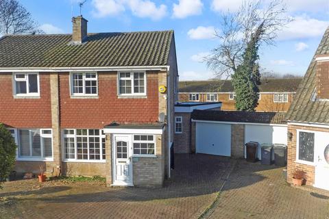 19 Cedar Close, Ditton, Aylesford, ME20 6EN