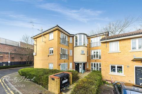 14 Shalbourne Square, London, E9 5JN