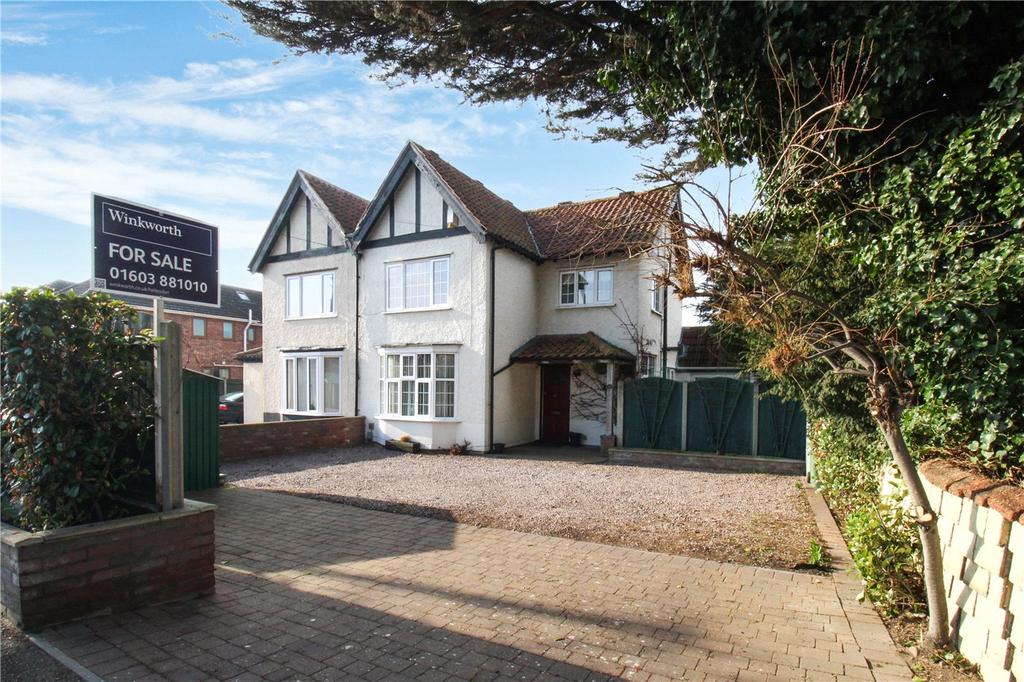 Cromer Road, Hellesdon, Norwich... 4 bed semidetached house £400,000