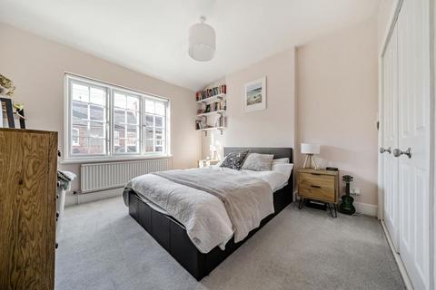 7 Brockenhurst Road, Ascot, SL5 9DJ