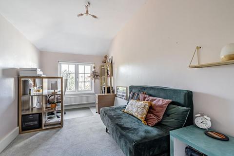 7 Brockenhurst Road, Ascot, SL5 9DJ