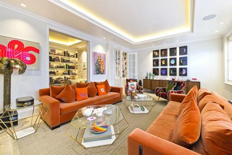 undefined, Grosvenor Crescent Mews, London, SW1X
