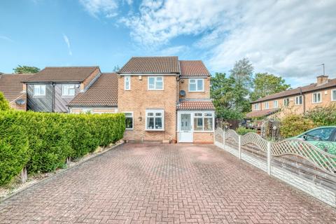 30 Crimscote Close, Shirley, Solihull, B90 4TT