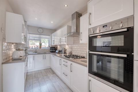 30 Crimscote Close, Shirley, Solihull, B90 4TT
