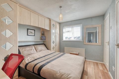 30 Crimscote Close, Shirley, Solihull, B90 4TT