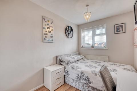 30 Crimscote Close, Shirley, Solihull, B90 4TT