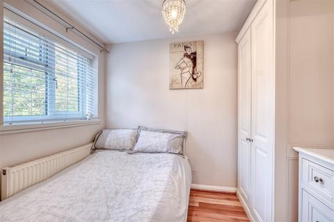 30 Crimscote Close, Shirley, Solihull, B90 4TT