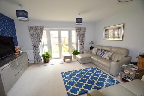 83 Caspars Way, Fordingbridge, SP6 1FP