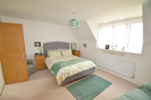 83 Caspars Way, Fordingbridge, SP6 1FP